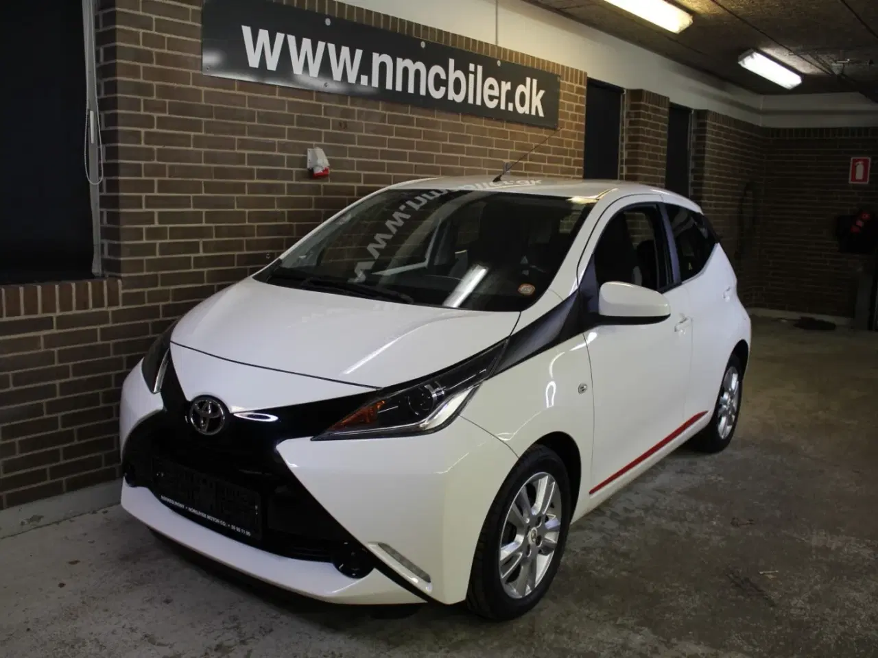 Billede 2 - Toyota Aygo 1,0 VVT-i x-play x-touch