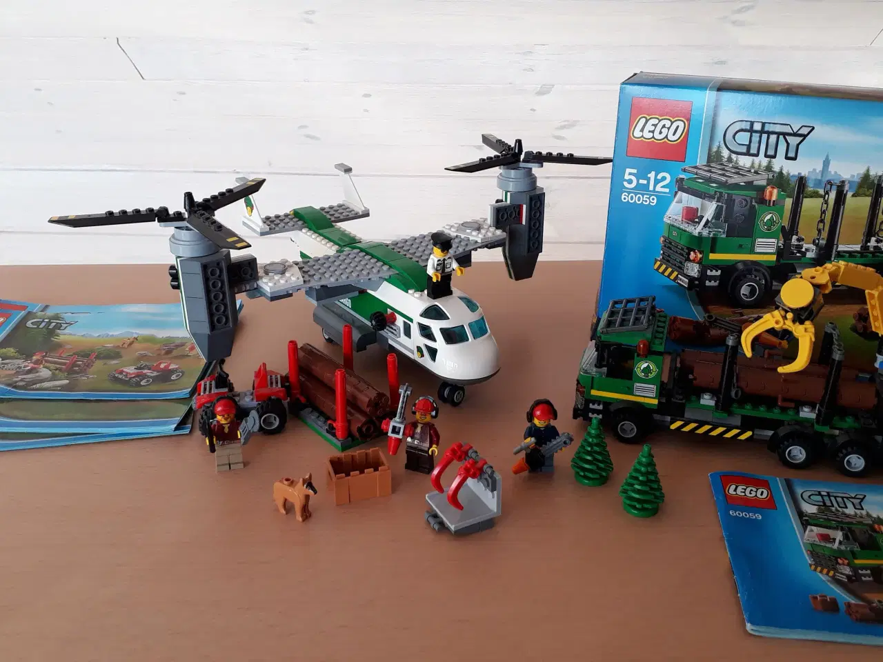 Billede 1 - Lego Heli transportfly 60021 + Skovbil 60059