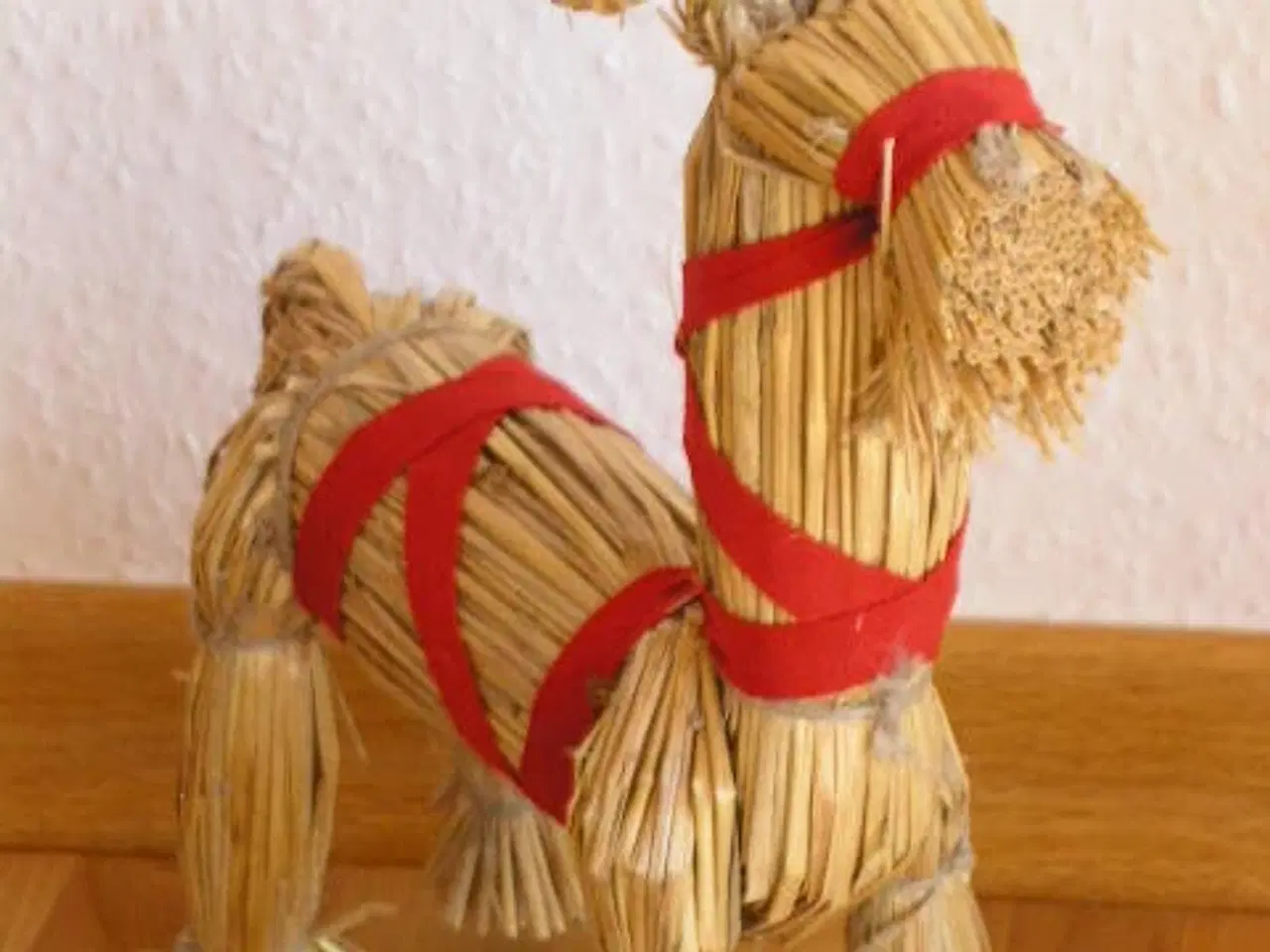 Billede 1 - Stor og meget gl. Julebuk.