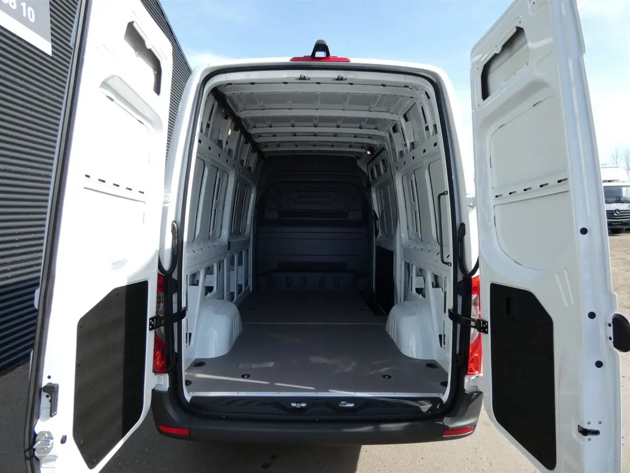 Billede 8 - Mercedes-Benz Sprinter 317 2,0 CDI A2 H2 RWD 9G-Tronic 170HK Van Aut.