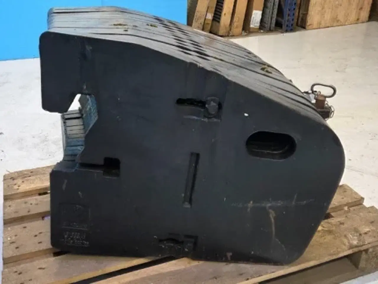 Billede 5 - New Holland T8 Frontvægt Kit 719665006