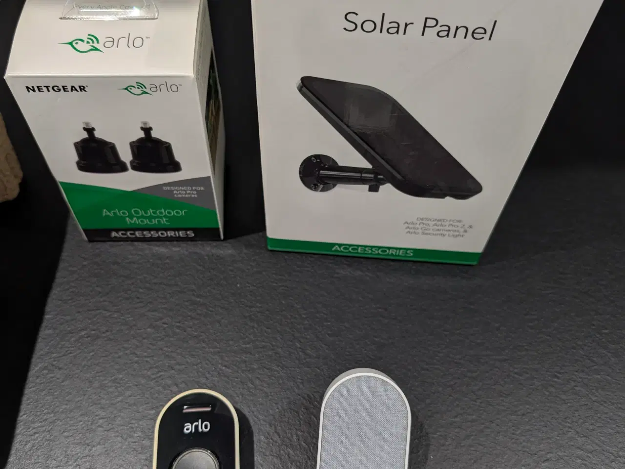 Billede 2 - Arlo pro kamera tilbehør, sol panel, og dørklokke 