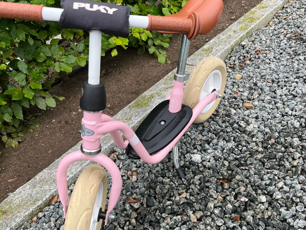 Billede 2 - Velholdt Puky løbecykel
