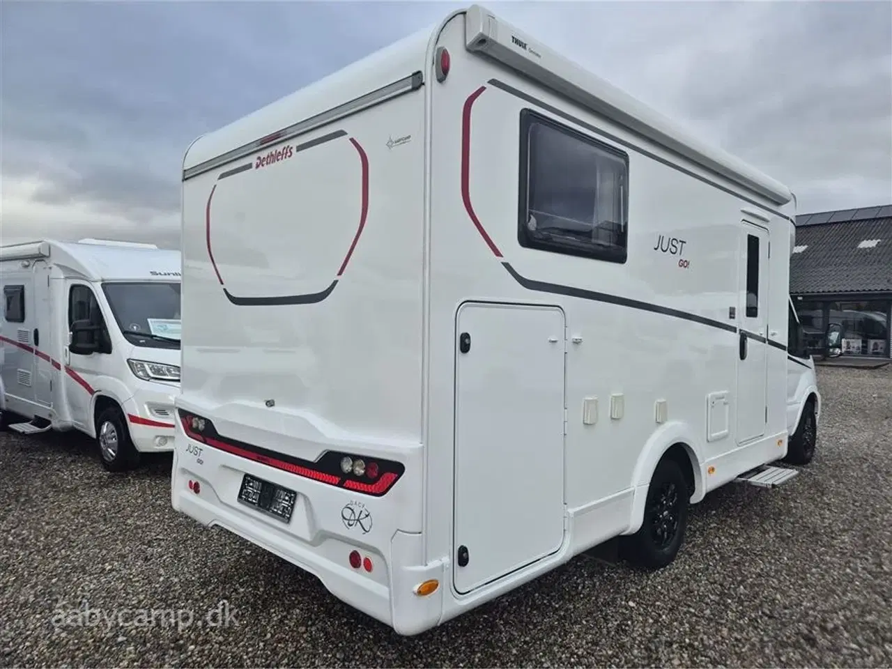 Billede 2 - 2022 - Dethleffs Just GO T 6815   Automatgear. markise. solceller. 2x Batteri. inverter. elektrisk indgangstrin. centrallås på Bo-del. 42,000 km.