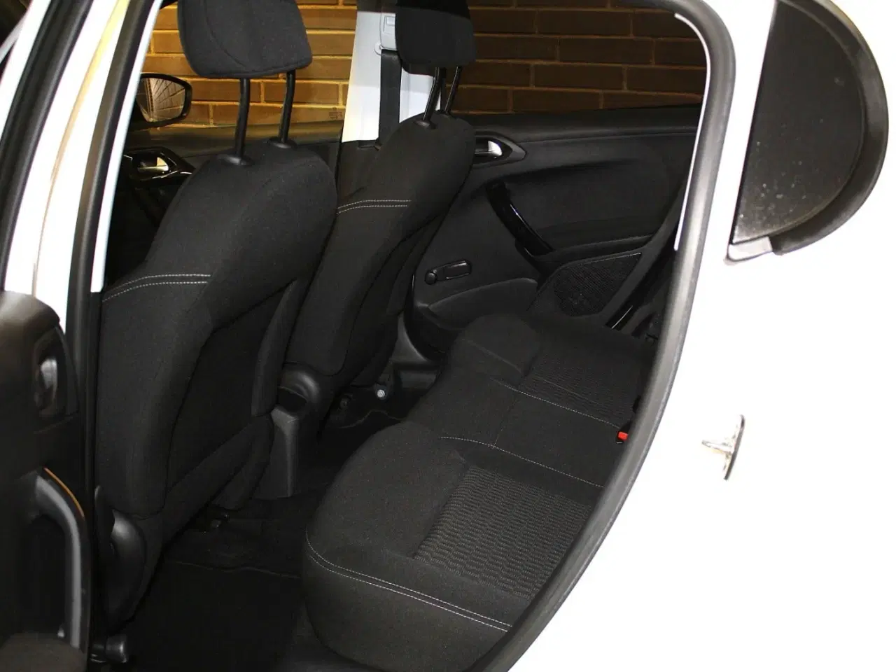 Billede 5 - Peugeot 208 1,2 VTi 82 Envy