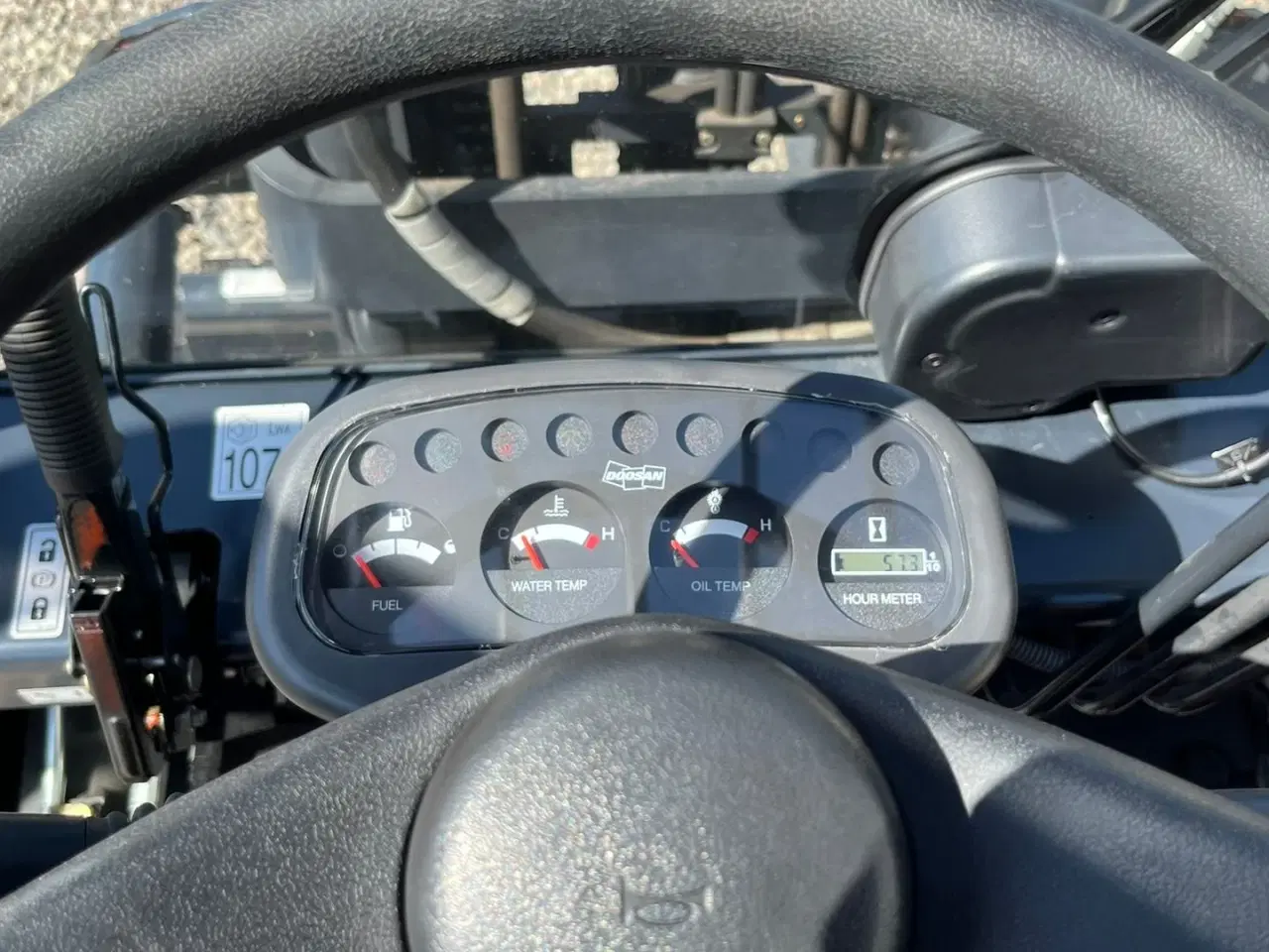 Billede 7 - Doosan D30 G med kabine og KUN 57 TIMER FRA NY, MED TIME GARENTI