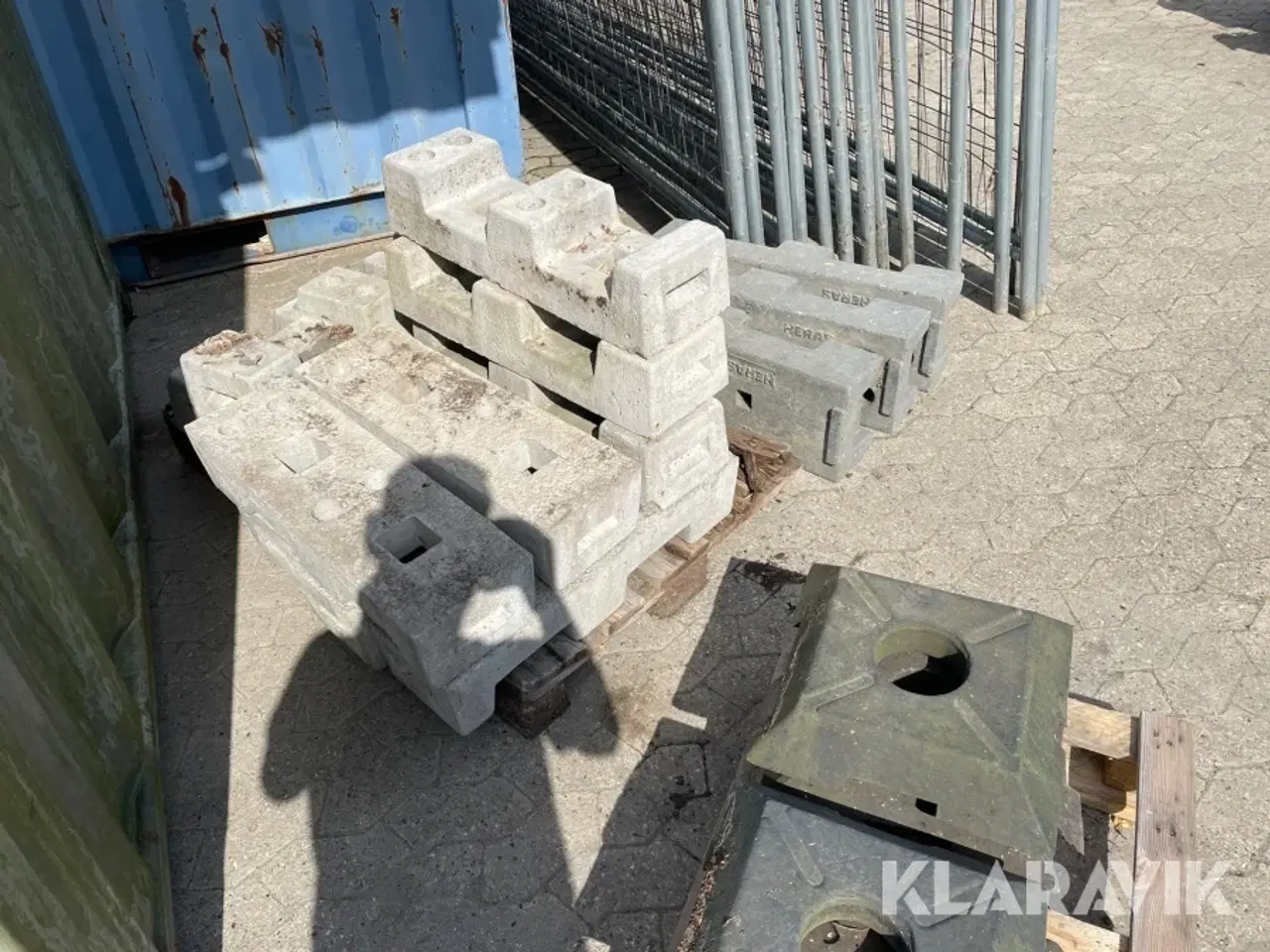Billede 5 - 15 byggepladsHegn Med Klodser 2x3,5