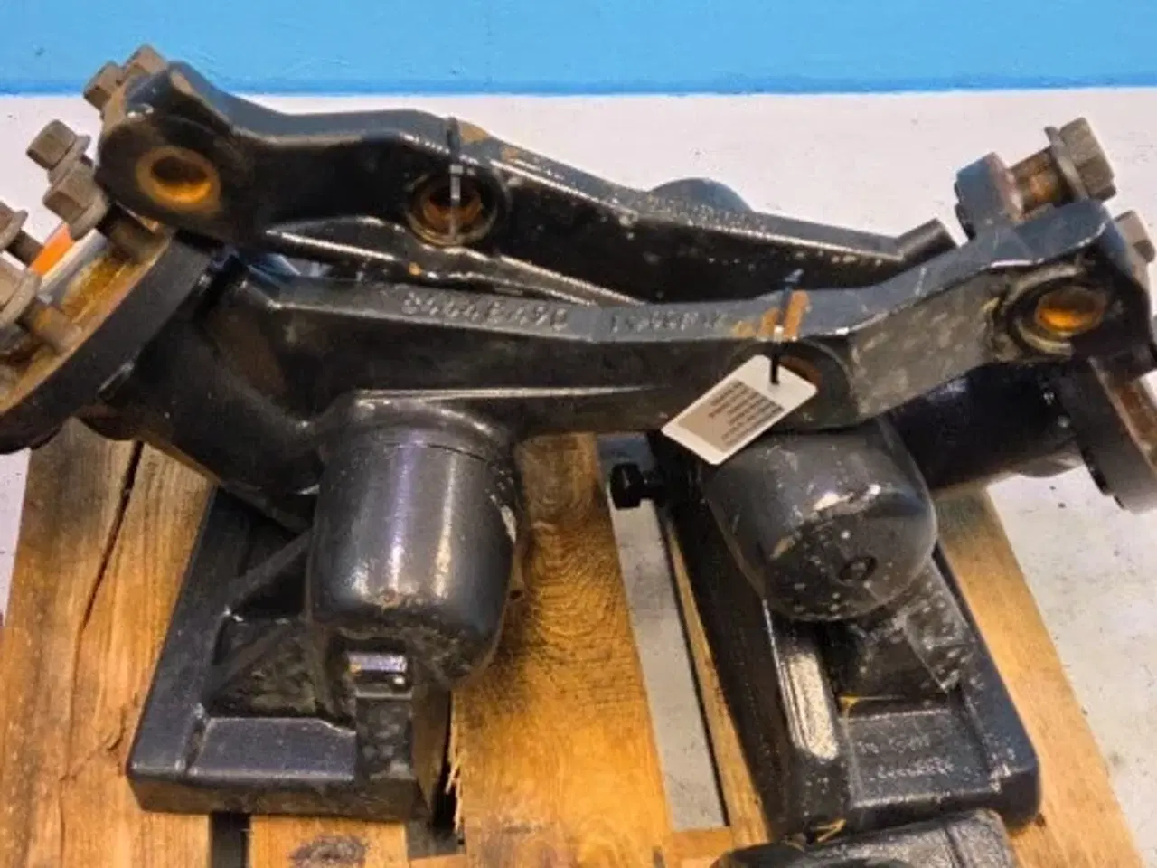 Billede 16 - New Holland CR10.90 Spindel L.  84446945 (8 Stk)