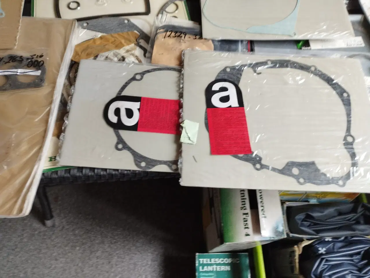 Billede 18 - Pakninger m.v. til Honda mc. nye ( se %) (kasse 7)
