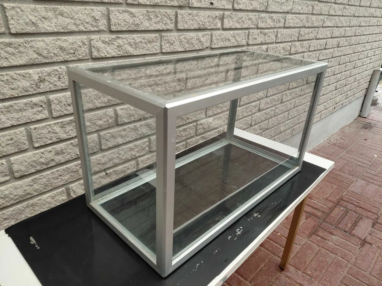 Billede 2 - Akvarier 63L 