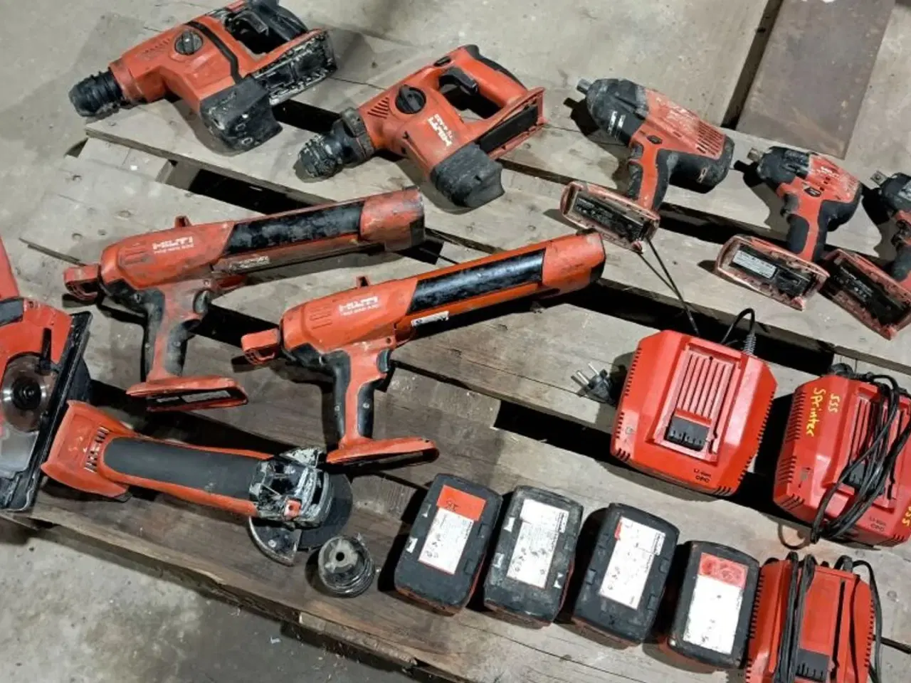 Billede 4 - Hilti En palle med værktøj