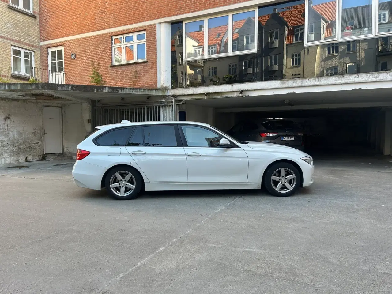 Billede 4 - BMW 320d 2,0 Touring aut.