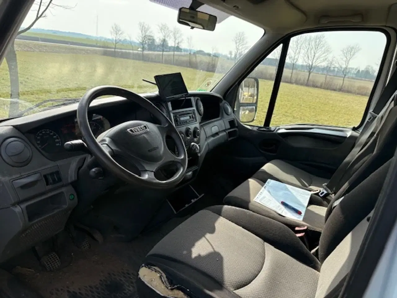 Billede 5 - Iveco Daily 2,3 35S15  4d med Kran Nysynet