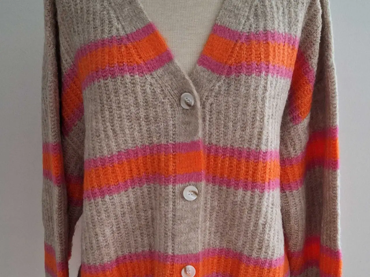 Billede 3 - Ny Liberté cardigan str. XL