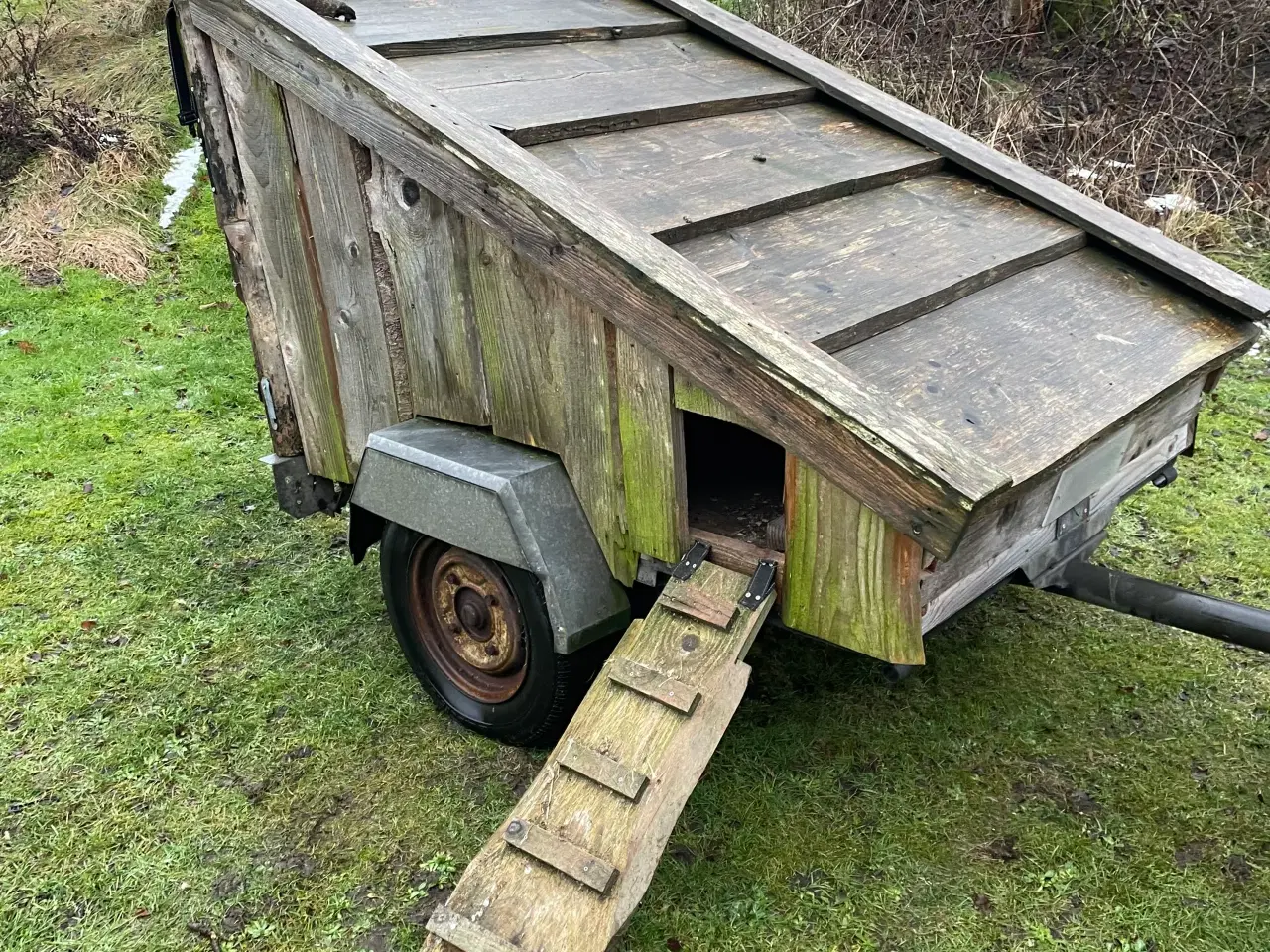 Billede 1 - Hønsehus på hjul