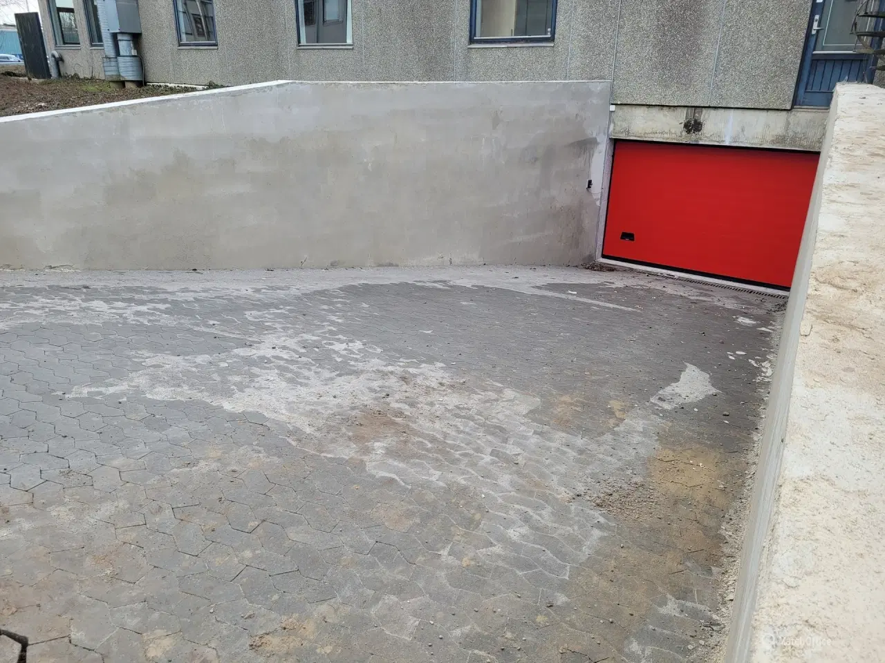 Billede 1 - Produktion/Lagerlokale til leje på Islandsvej 3.