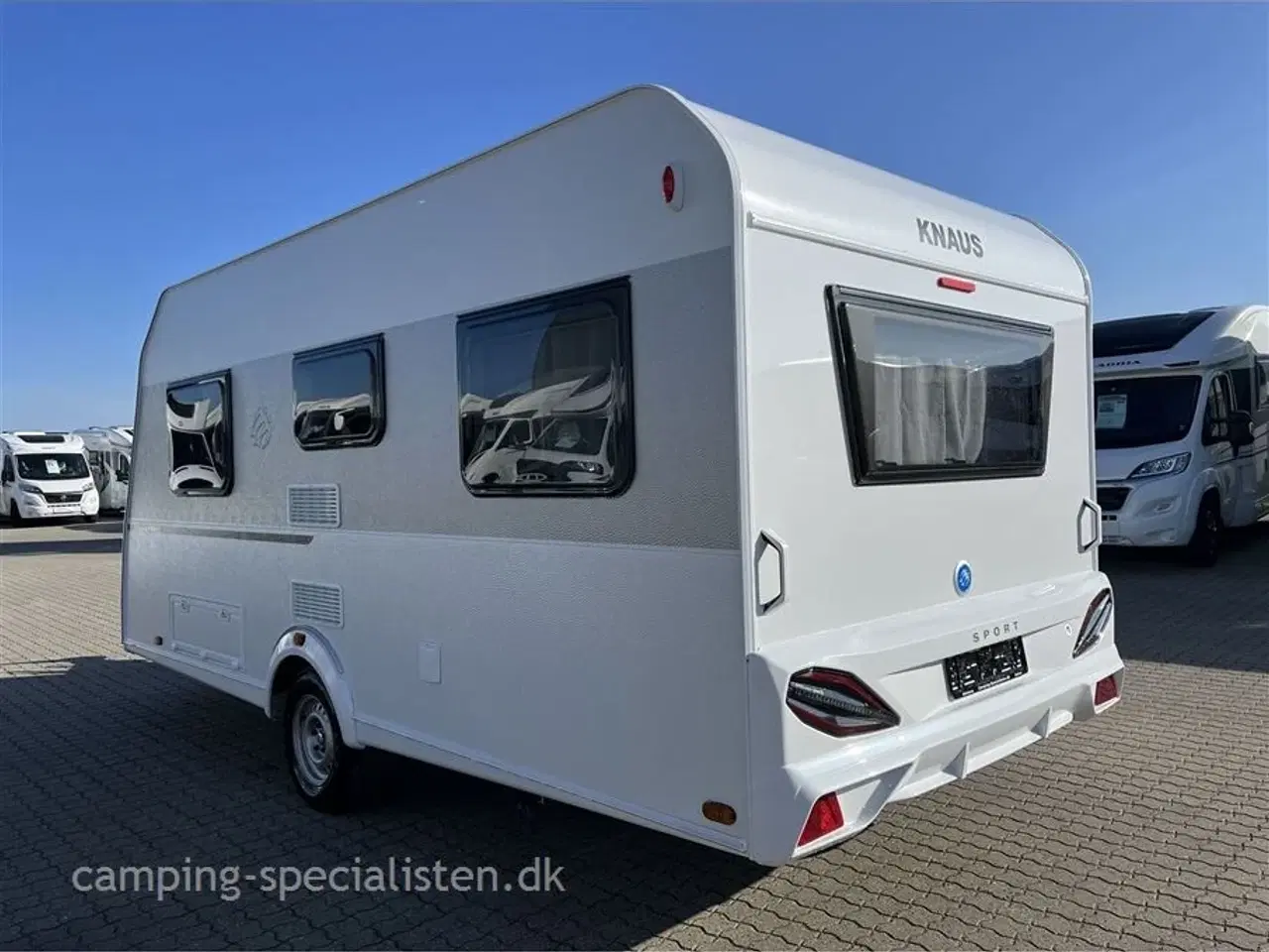 Billede 3 - 2025 - Knaus Sport 450 FU   Knaus Sport 450 FU model 2025 - kan ses nu hos Camping-Specialisten.dk