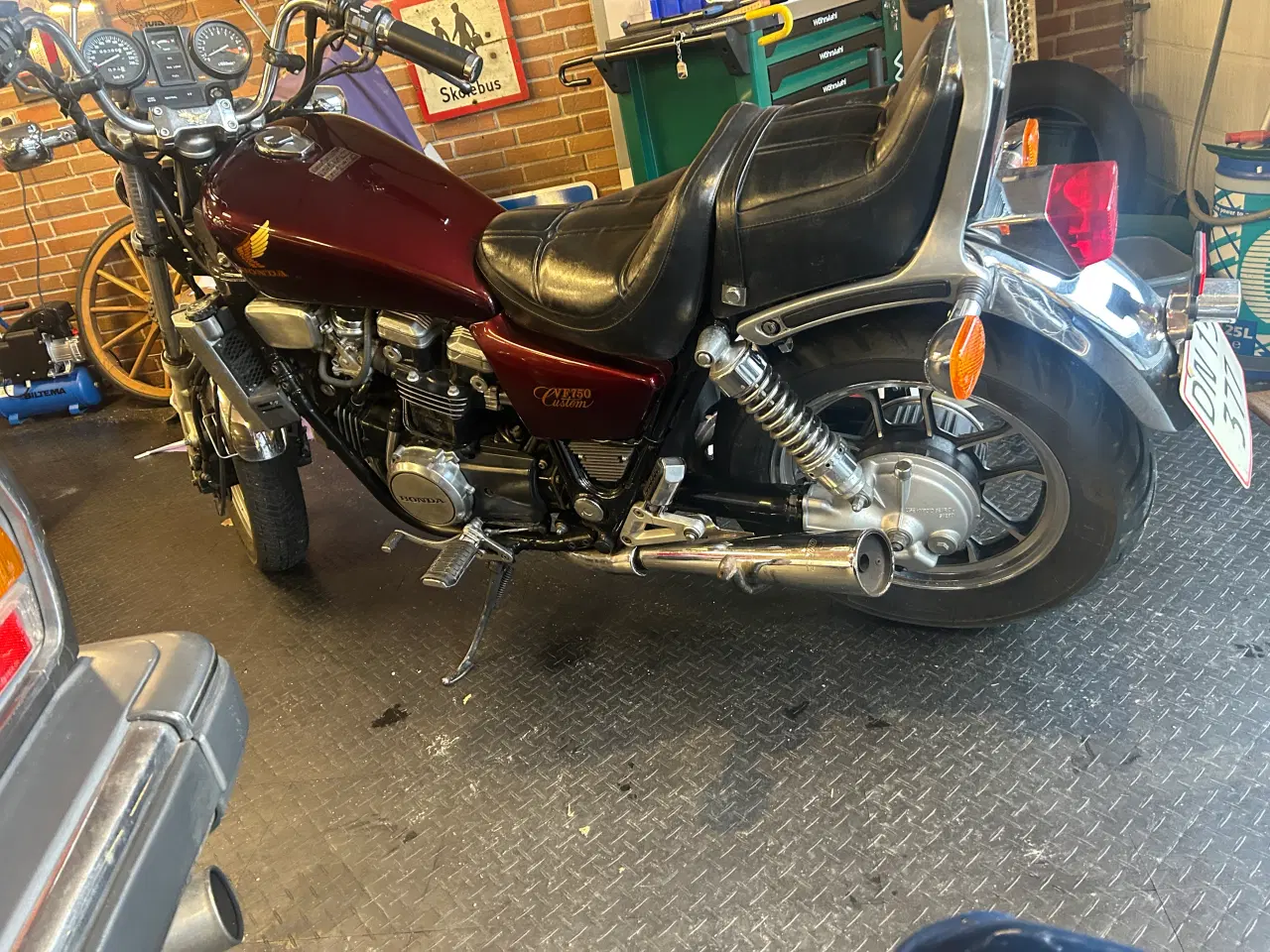 Billede 11 - Honda VF 750 Custom nysynet i fin stand