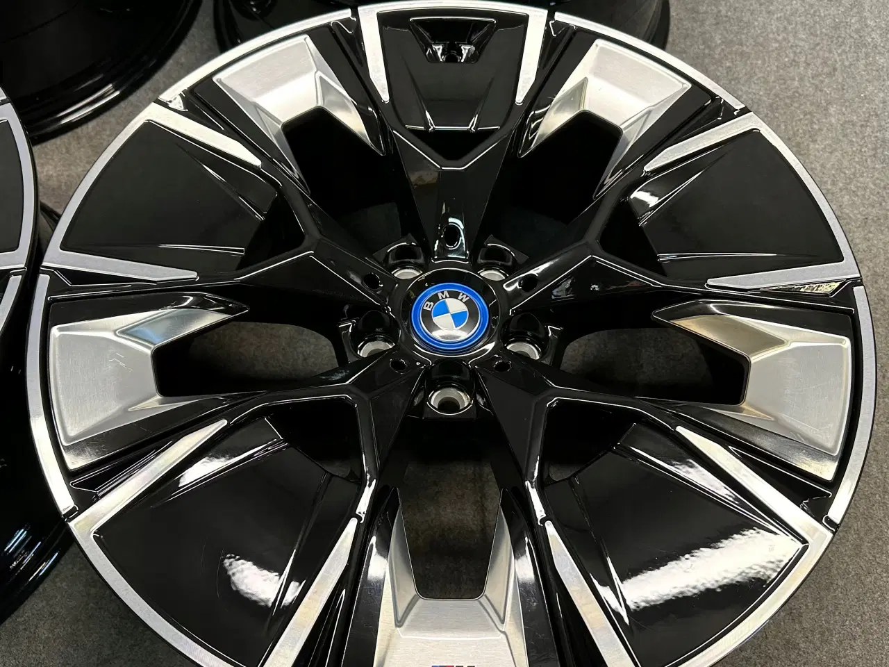 Billede 4 - BMW iX3 890M 20'' G08 8J og 9,5J x 20 