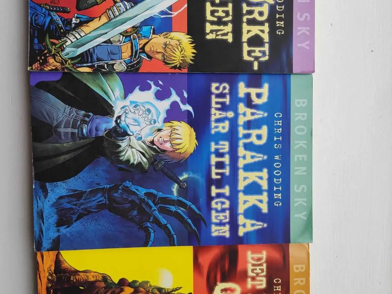 Billede 2 - Bogserier sælges billigt!