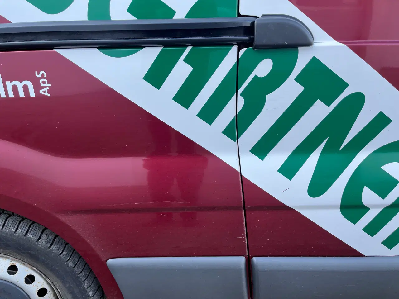 Billede 9 - Varebil med træk og nysynet