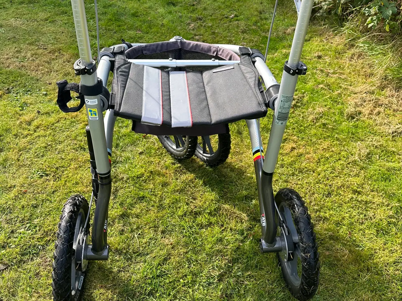 Billede 4 - Trionic Veloped Off-road rollator Sælges