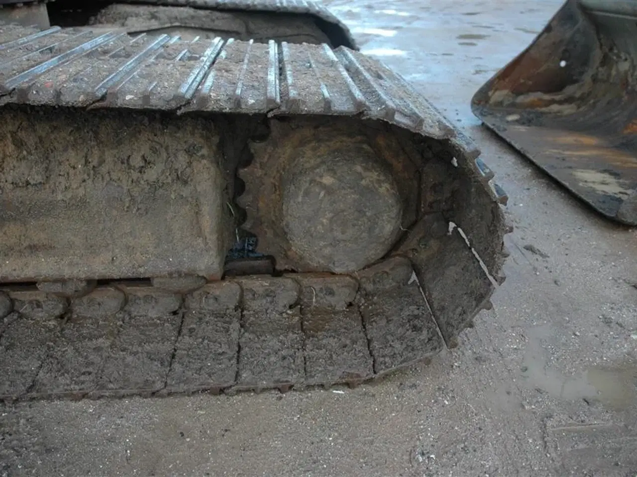 Billede 18 - New Holland E 265 LC