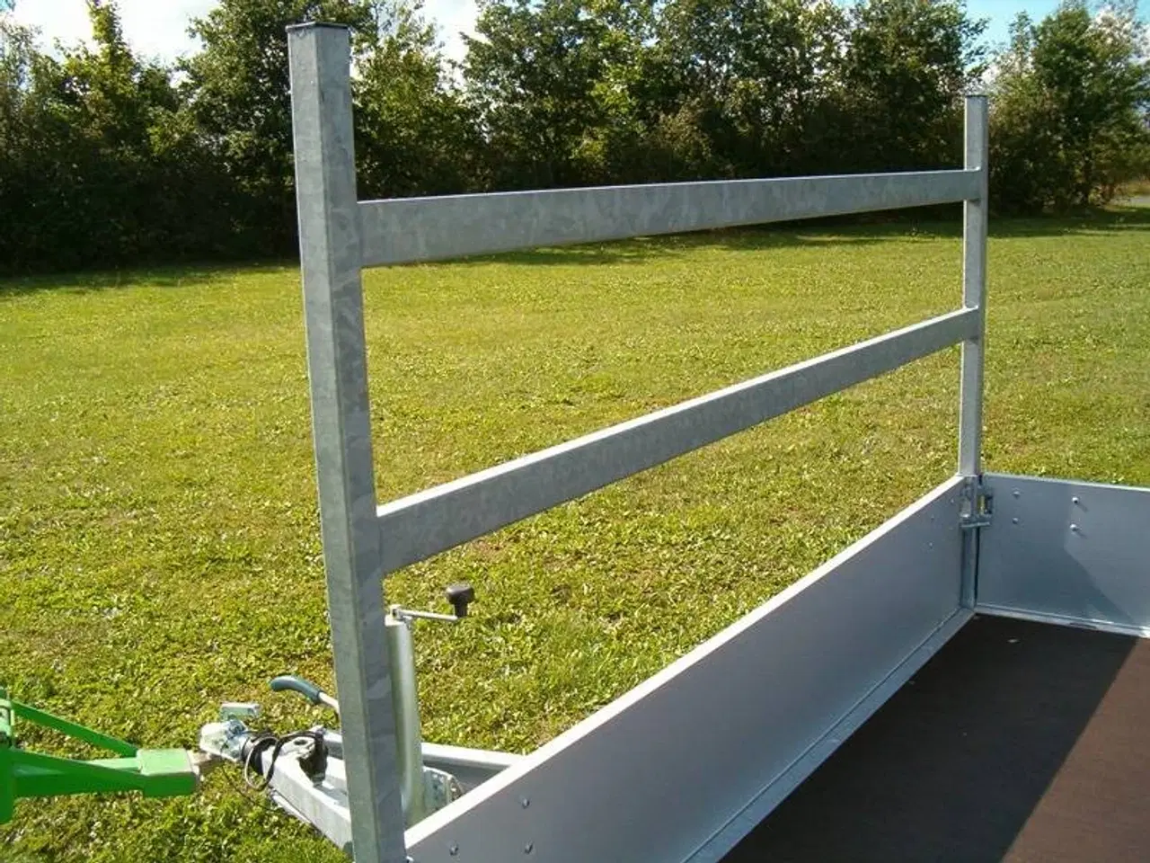 Billede 1 - Frontgitter til Henra trailer 202 cm