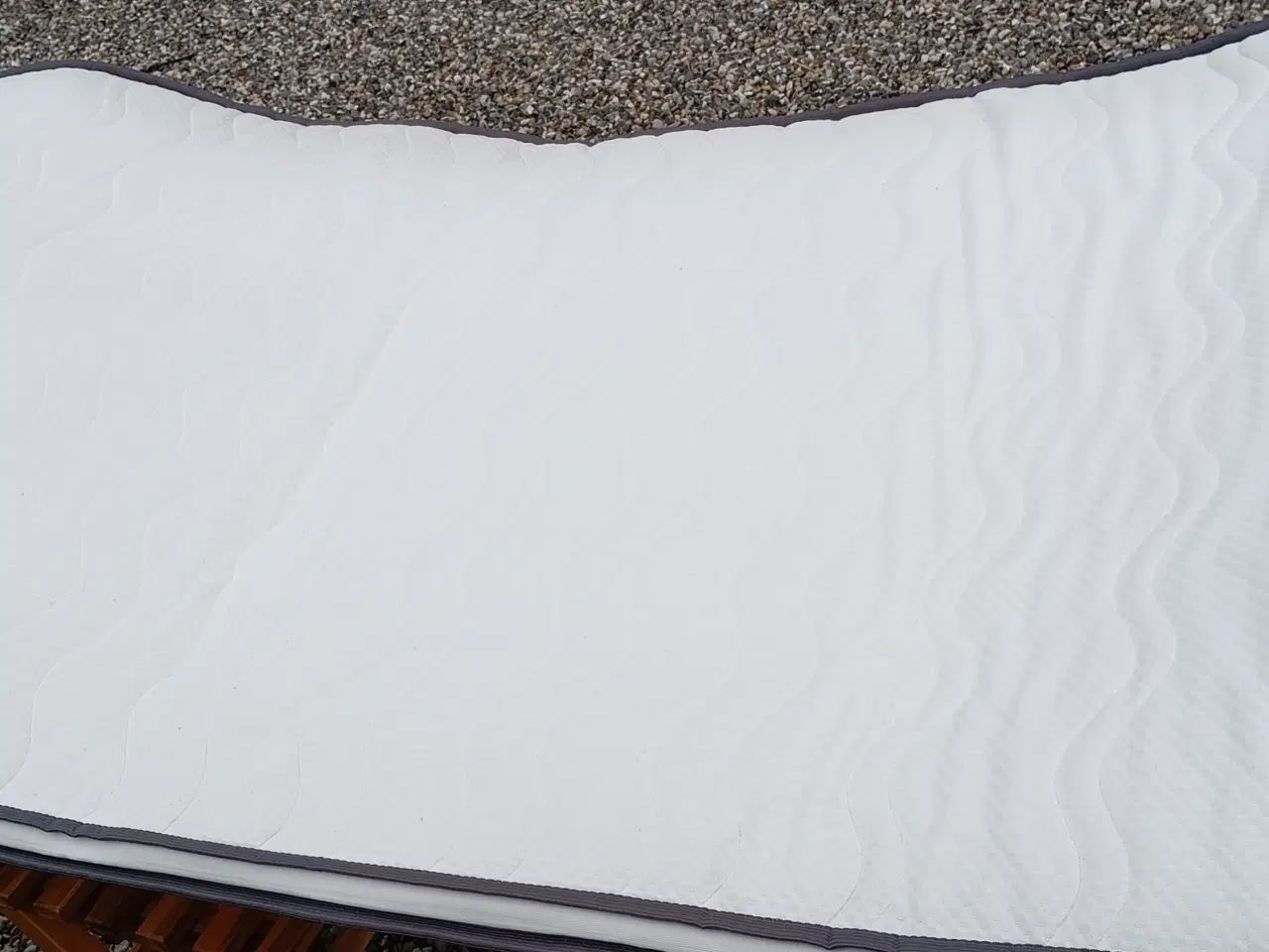 Billede 10 - Seng 90 x 200. Boksmadras med topmadras 