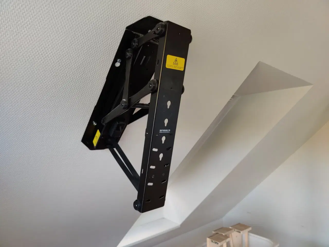 Billede 5 - Tv ophæng til skråvæg