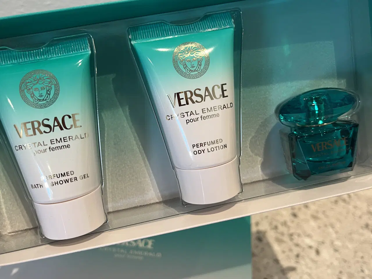 Billede 2 - Versace gaveæske