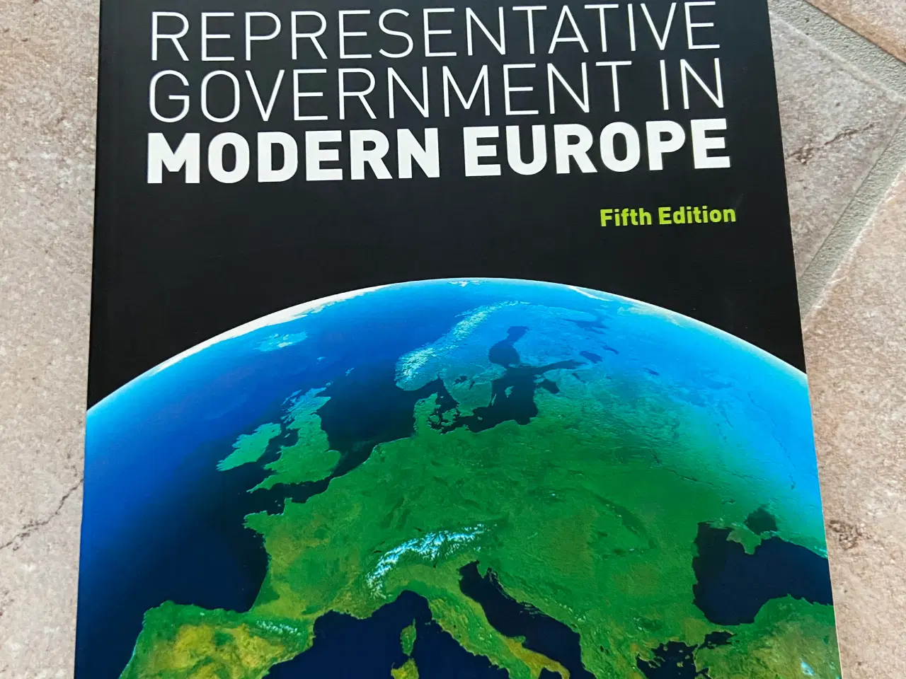 Billede 1 - Representative Government in Modern Europe