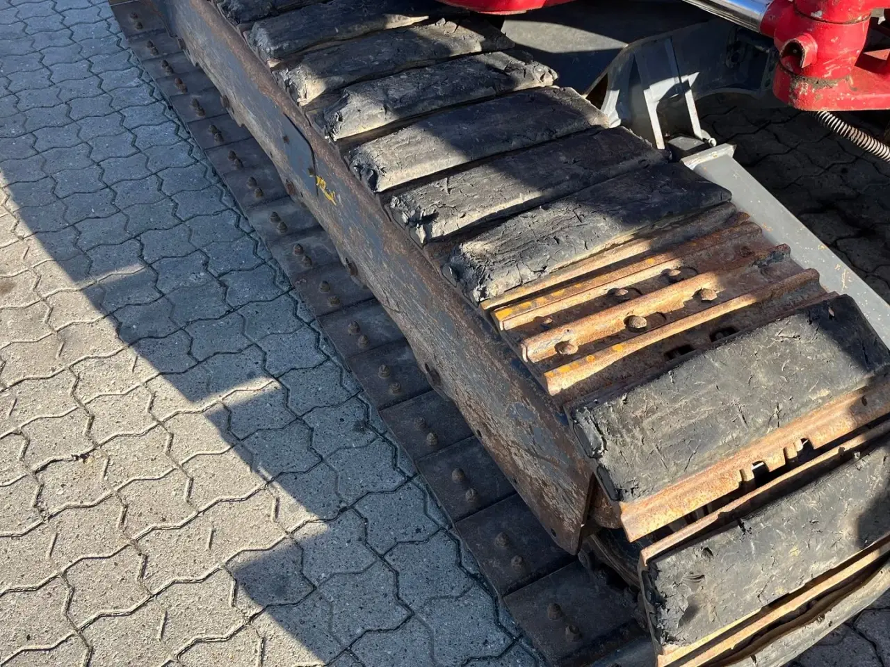 Billede 16 - Takeuchi TB260 Hydraulisk skovlskifte med kipbar planerskovl