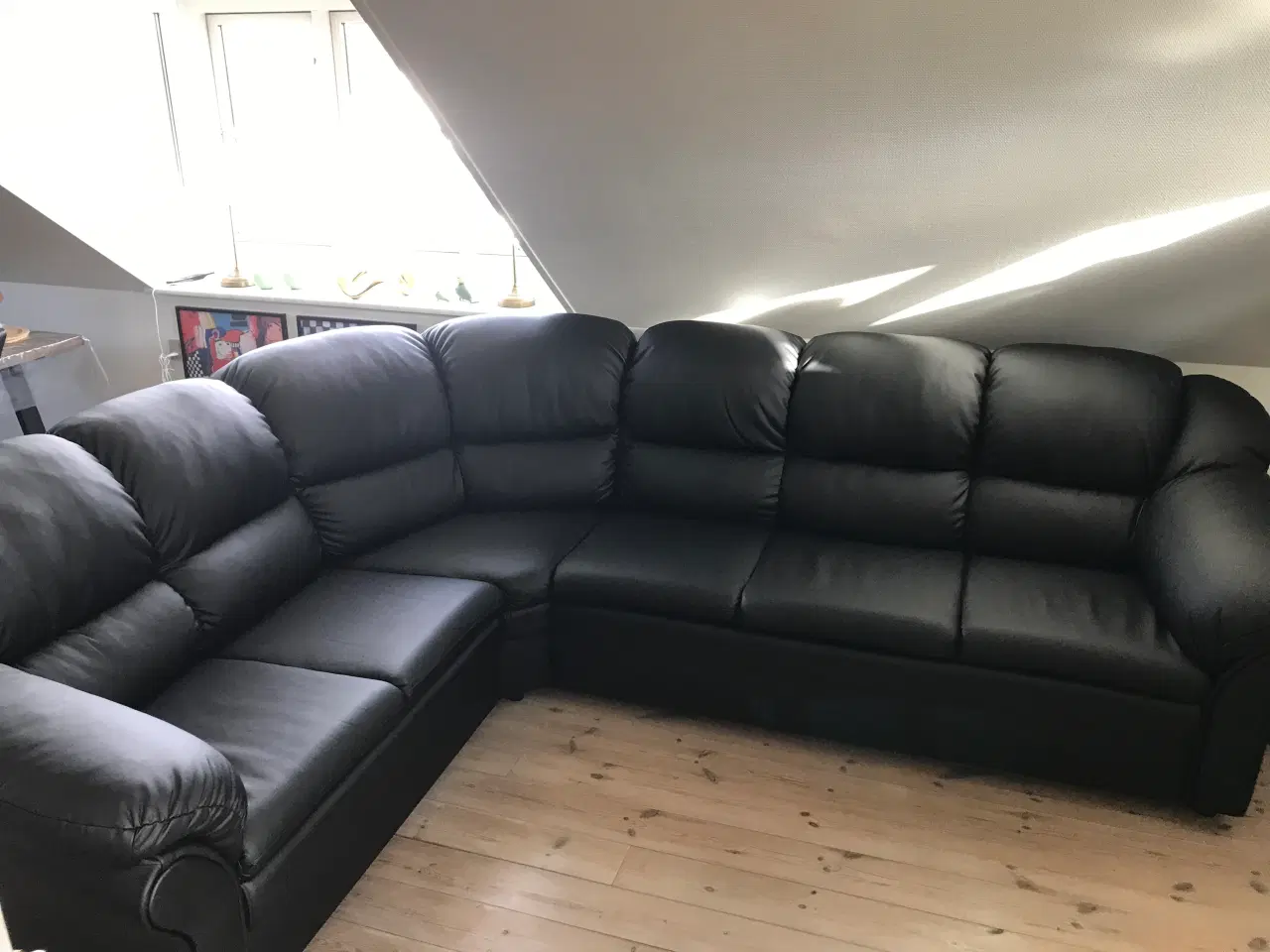 Billede 2 - Hjørnesofa i læderlook