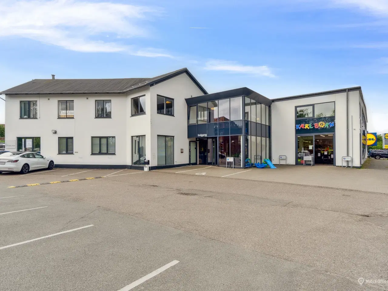Billede 22 - Kontor/showroom/klinik på 1. sal i synlig forretningsejendom i Roskilde Centrum
