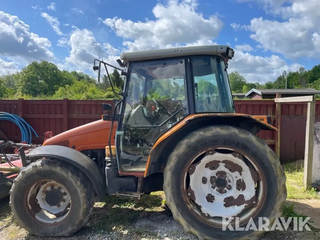 Billede 12 - Traktor MASSEY FERGUSON 4325 med KUHN Slagleklipper