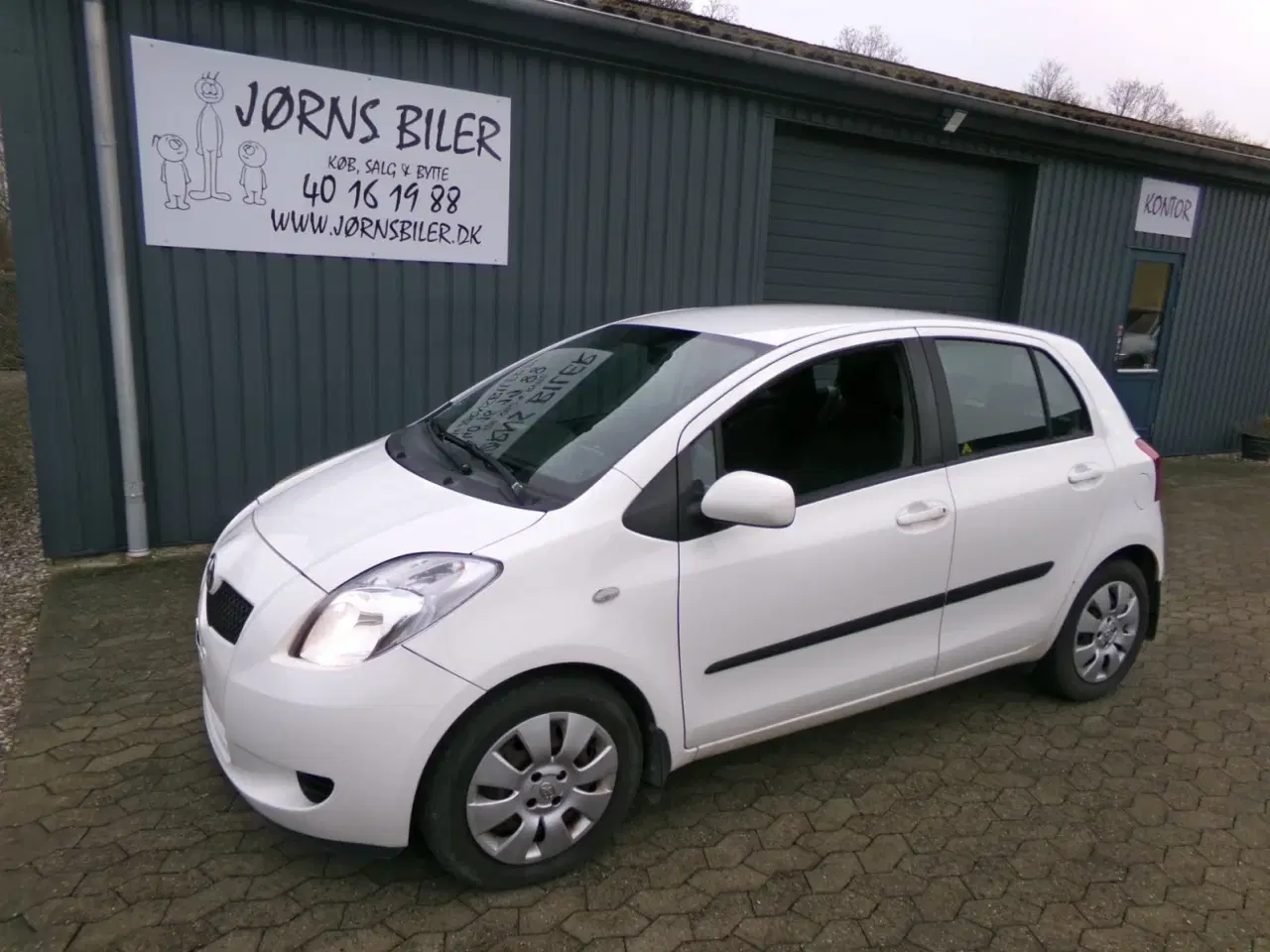 Billede 1 - Toyota Yaris 1,3 Luna