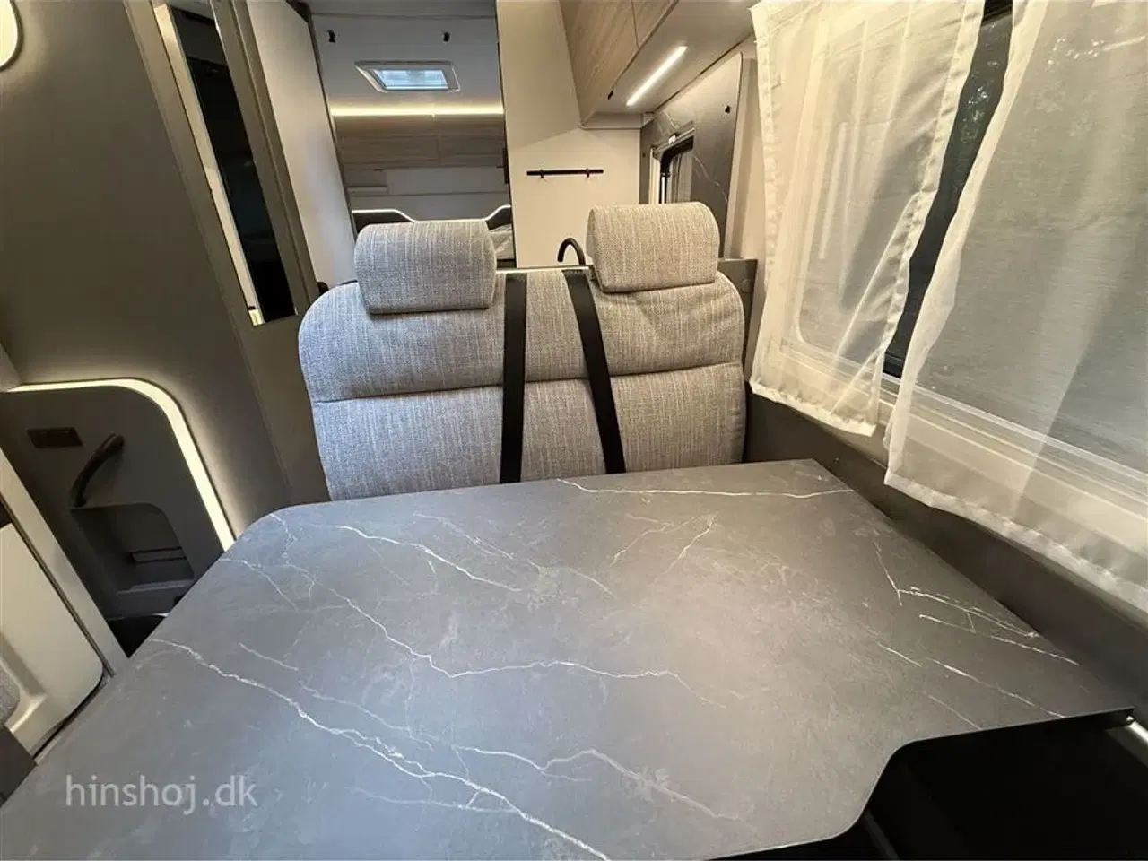 Billede 17 - 2026 - Etrusco I 6900 SB Aut.   Etrusco by Hymer er Italiensk Elegance og Komfort fra Hinshøj Caravan