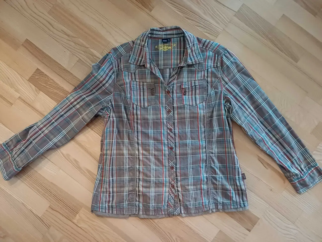 Billede 1 - Skjorte Cecil ternet