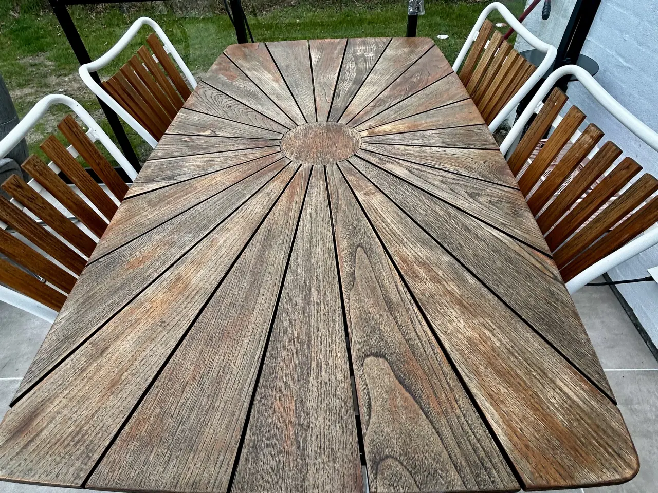 Billede 2 - Flot bord og stole fra DaneLine