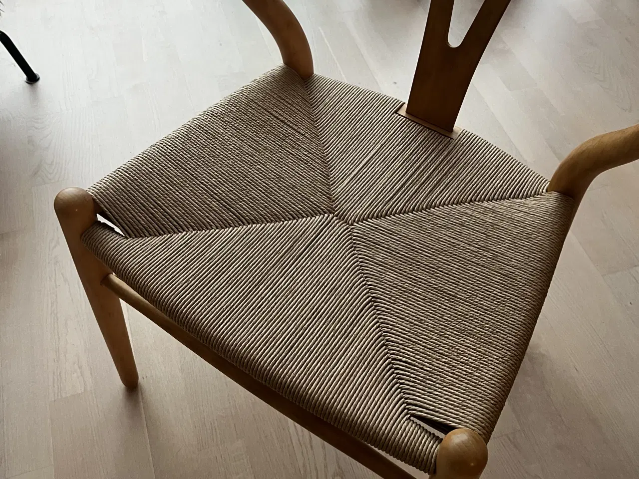 Billede 2 - Hans J Wegner y stol