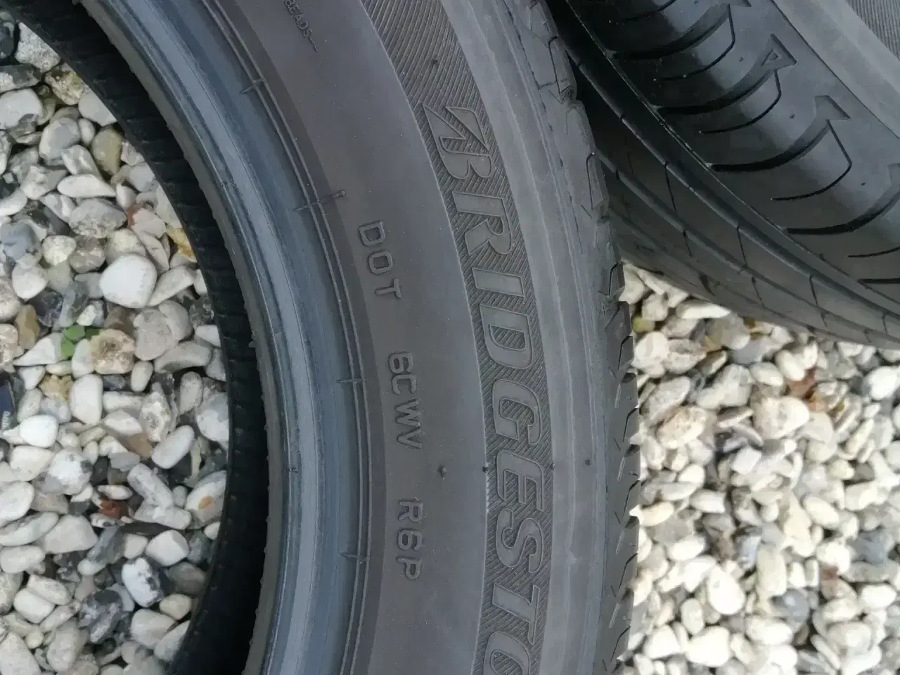 Billede 3 - 16" Bridgestone sommerdæk, som nye 195-60-16