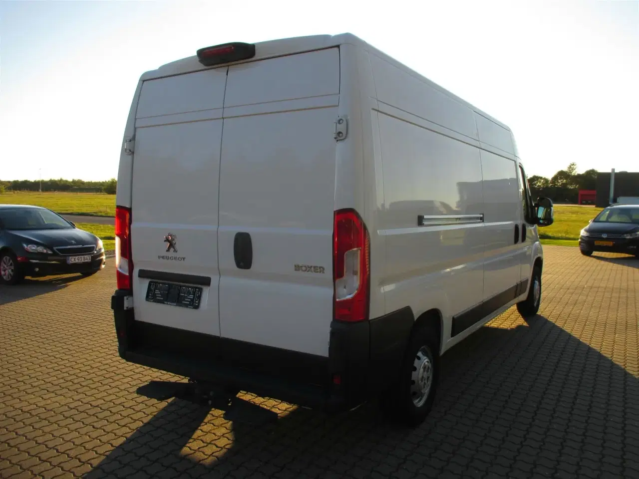 Billede 5 - Peugeot Boxer 333 L3H2 2,2 BlueHDi Premium Pro 140HK Van 6g