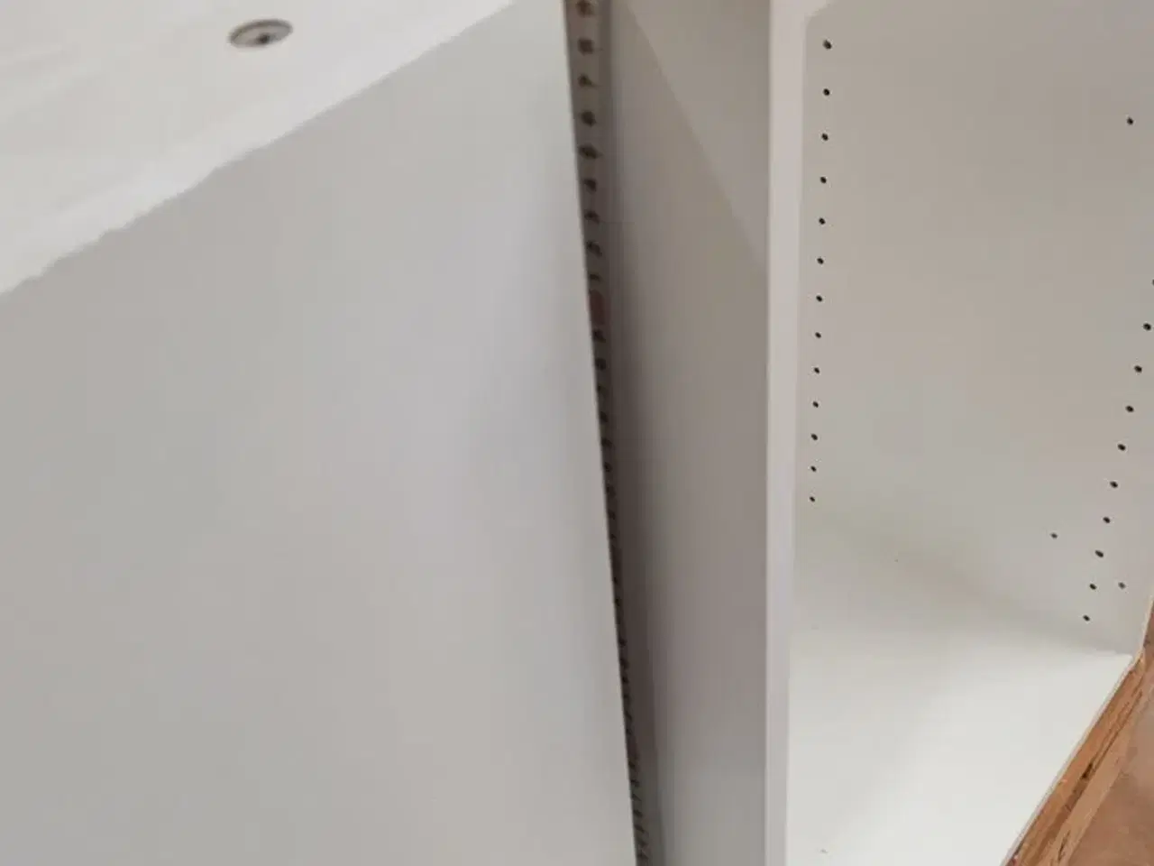 Billede 6 - 3 stk. skabe uden låge.