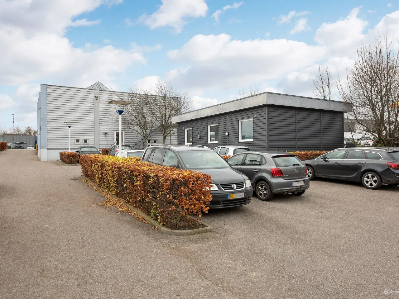 Billede 4 - Centralt og praktisk velbeliggende kontorpavillion.