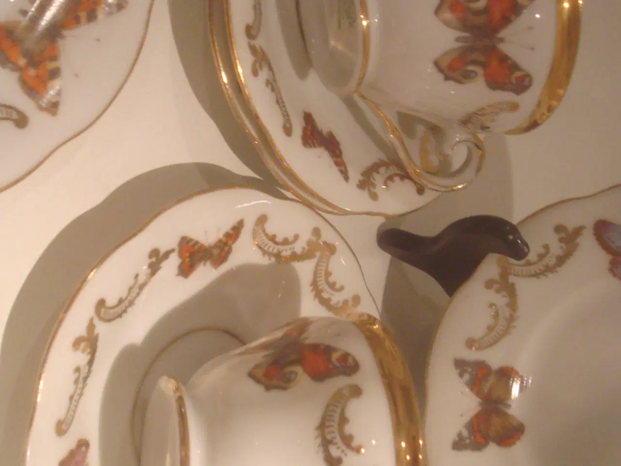 Billede 2 - SOMMERFUGLE på kaffestel, GL, FIN STAND, 8 sæt