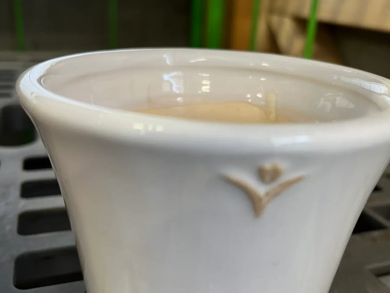 Billede 3 - Urtepotte til både indendørs og udendørs brug