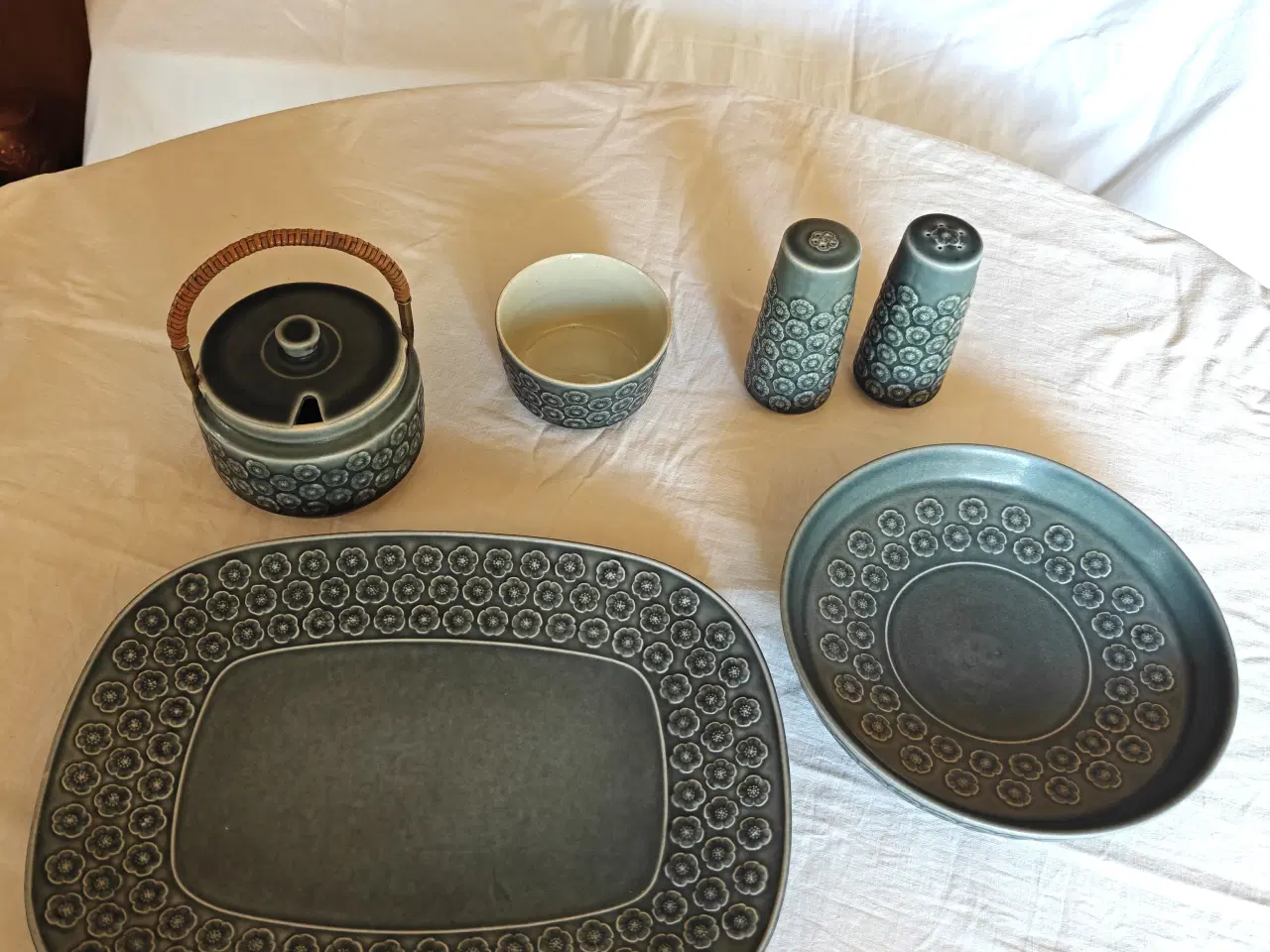 Billede 2 - Azur stentøj tallerkener, kopper, fade m.m.