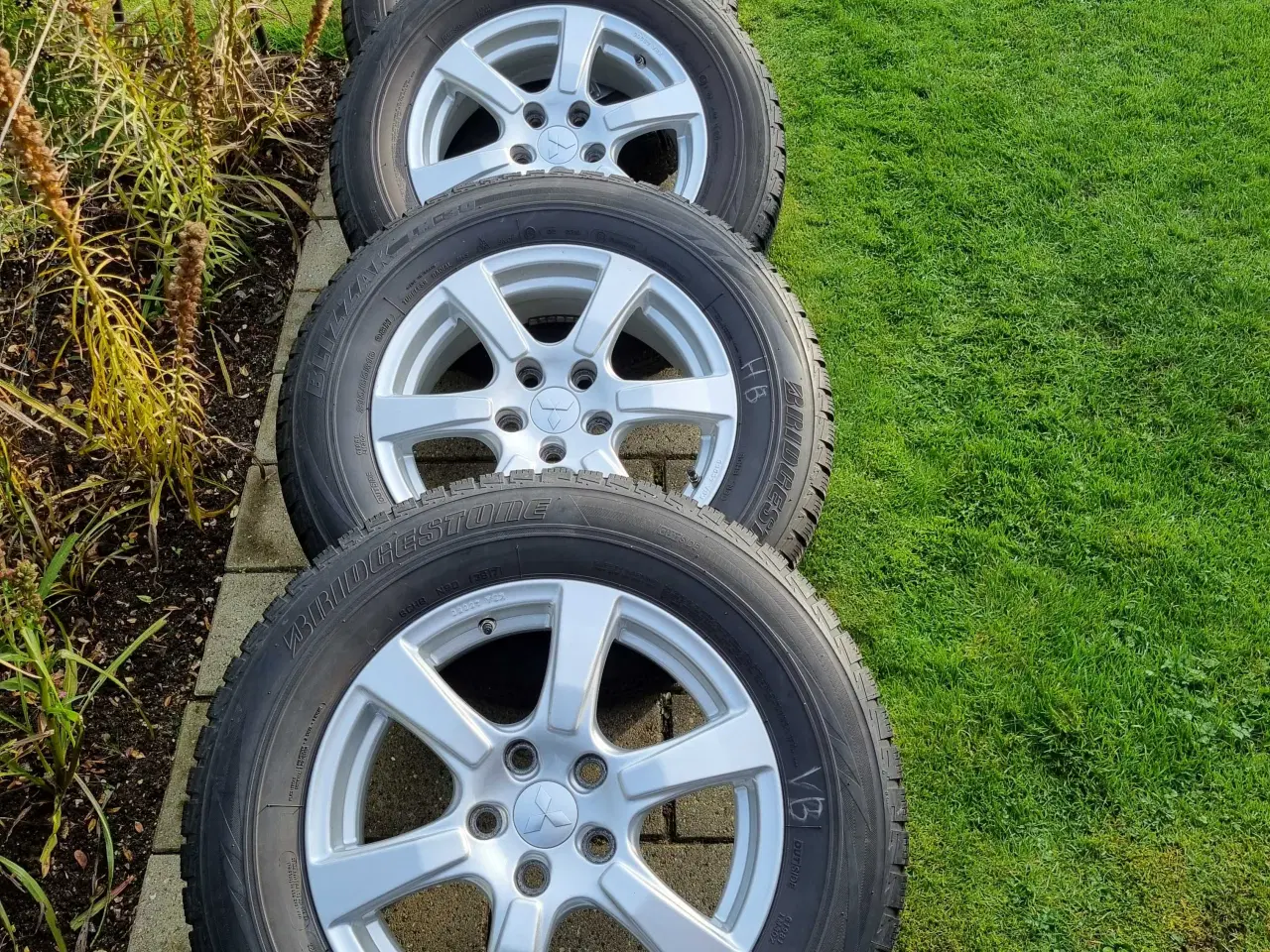 Billede 1 - Vinterdæk på alufælge