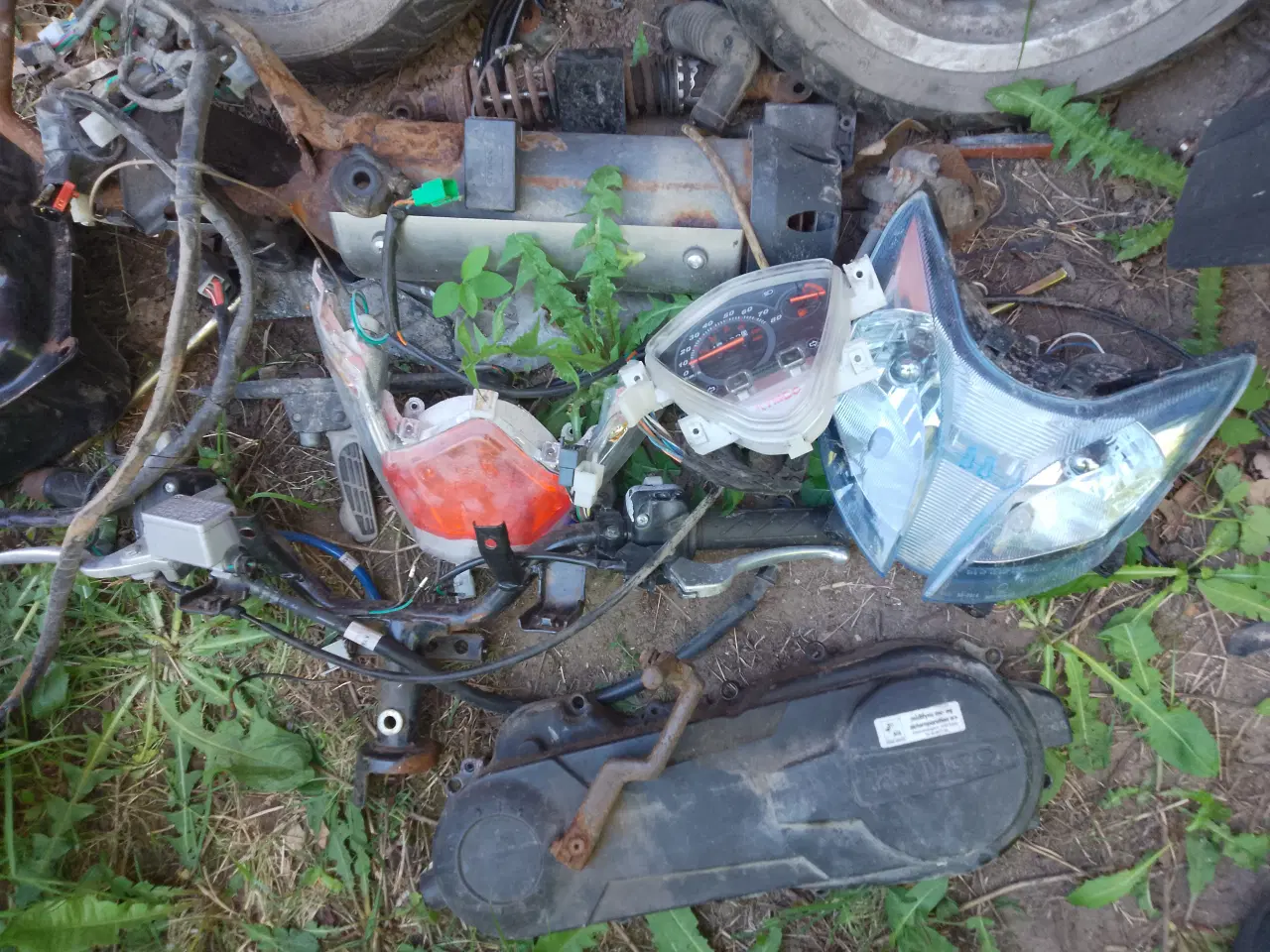 Billede 2 - Dele til Kymco Super 8 sælges